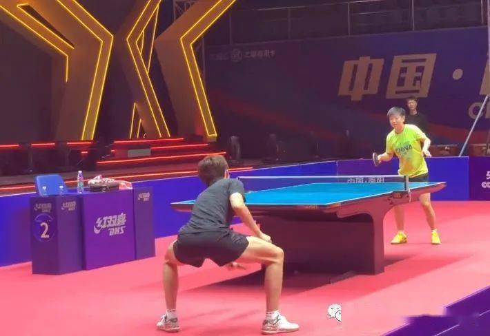 敌方前锋突 敌方前锋突