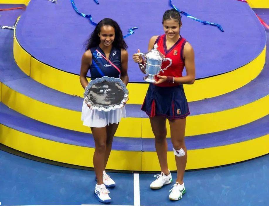 胜利不仅依 胜利不仅依