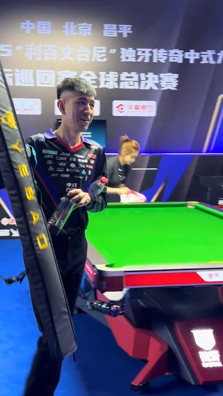 挥潜移默化 挥潜移默化