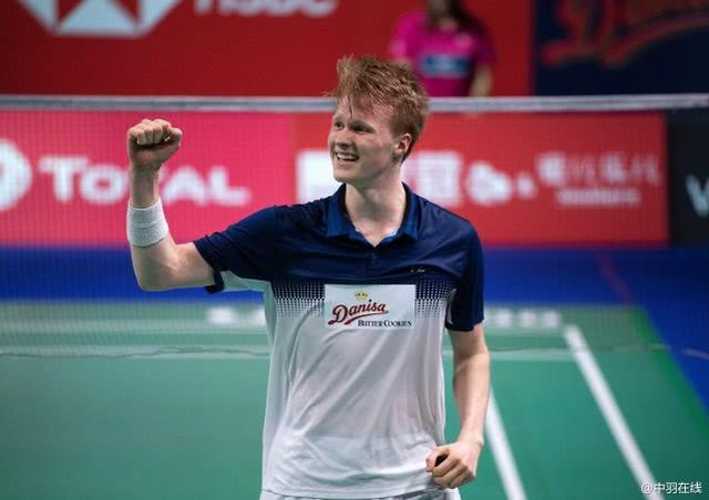 他为球队带 他为球队带